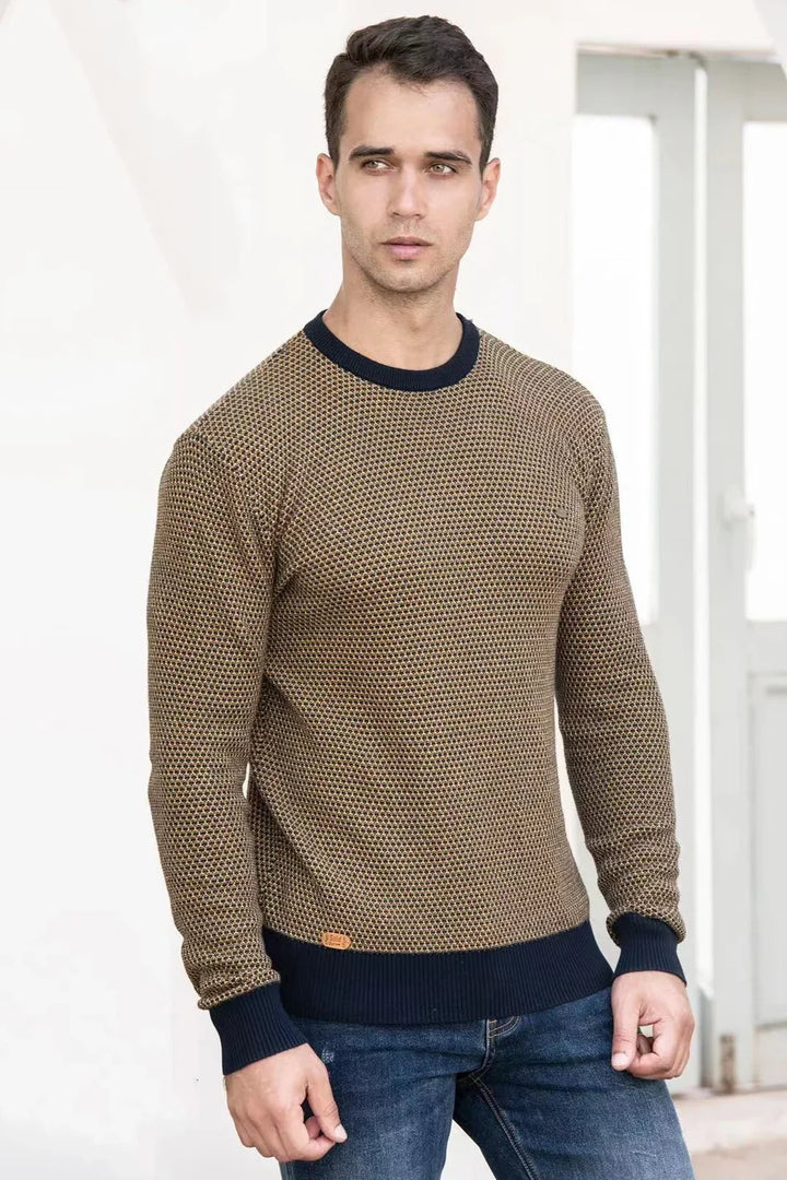 Leo™ | Sophisticated Men's Sweater