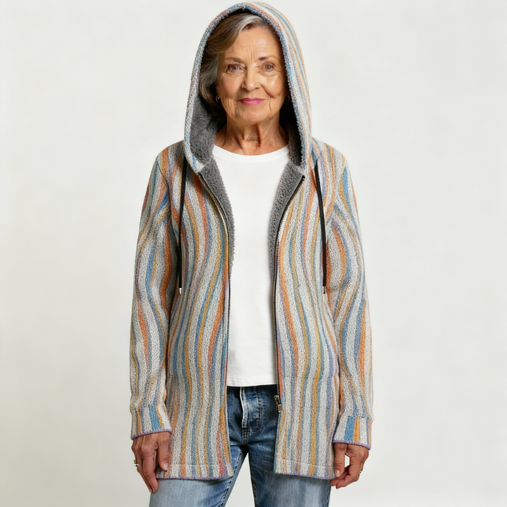 CHLOE | LUXURIOUS CARDIGAN WITH ARTISTIC INSPIRATION